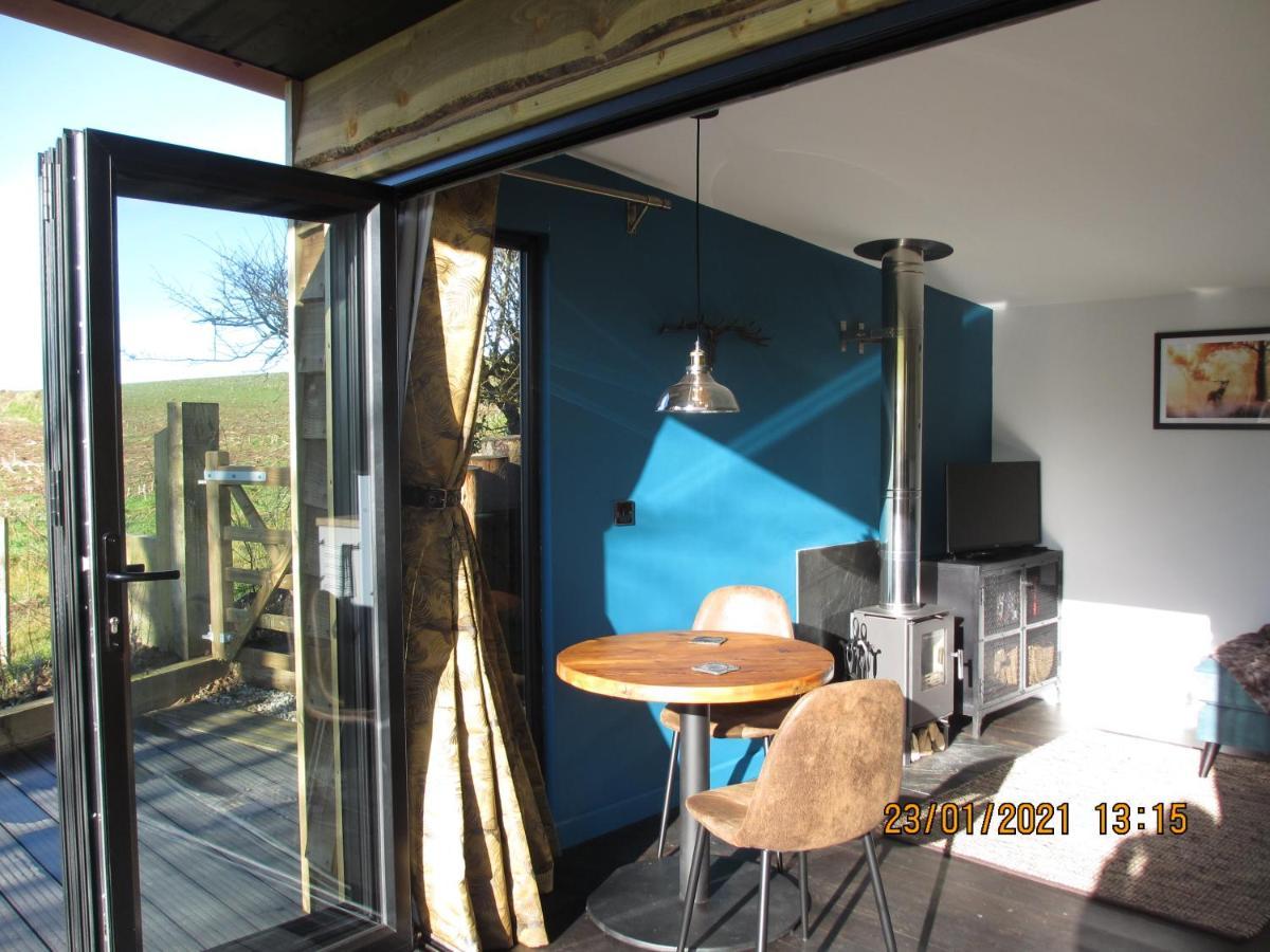 Merton  Stargazing Retreat 빌라 외부 사진