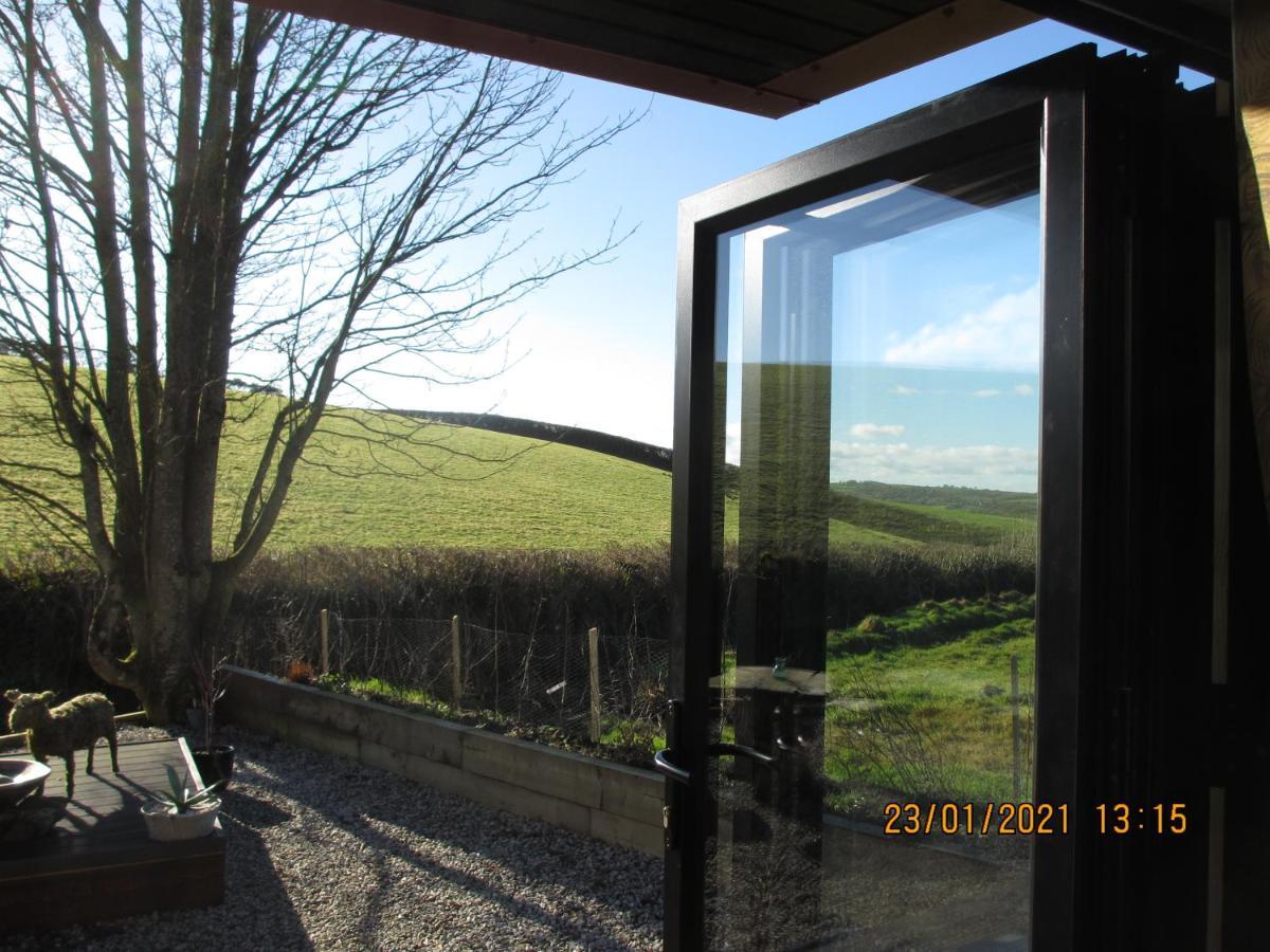 Merton  Stargazing Retreat 빌라 외부 사진
